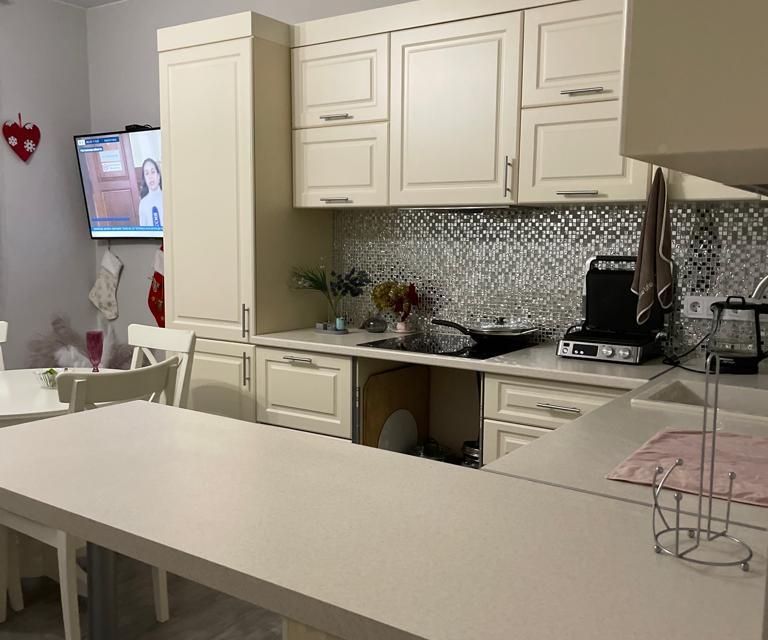 Продаётся 2-комнатная квартира, 60.4 м²