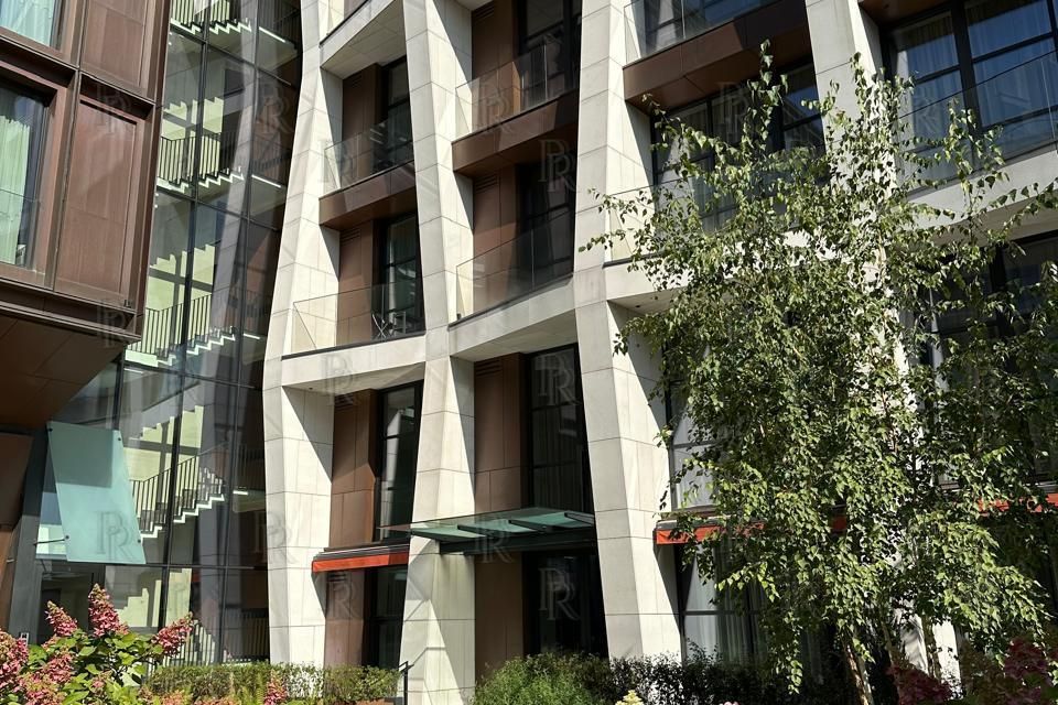 Продаётся 3-комнатная квартира, 122.1 м²