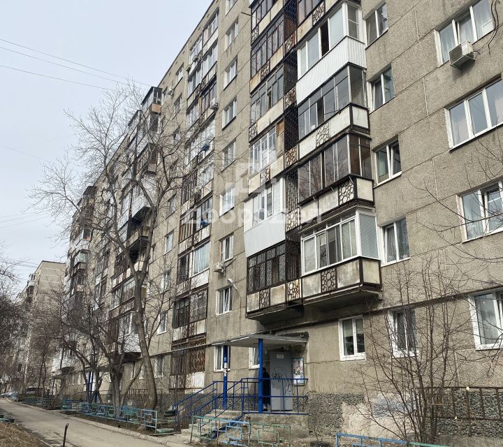 Продаётся 2-комнатная квартира, 42.8 м²