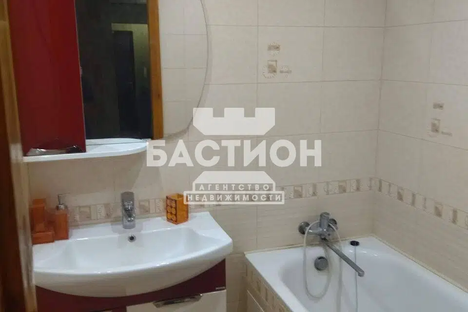 Продаётся 3-комнатная квартира, 67 м²