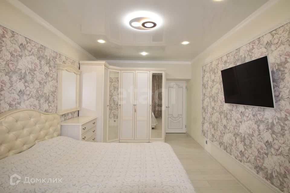 Продаётся 3-комнатная квартира, 103.8 м²