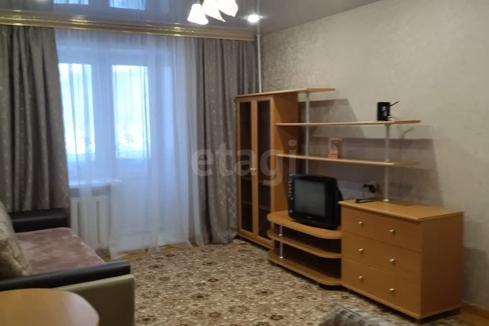 Продаётся 1-комнатная квартира, 41.3 м²