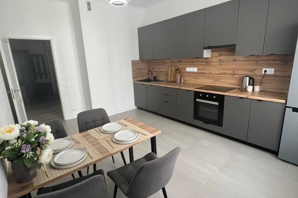 Сдаётся 2-комнатная квартира, 57.5 м²
