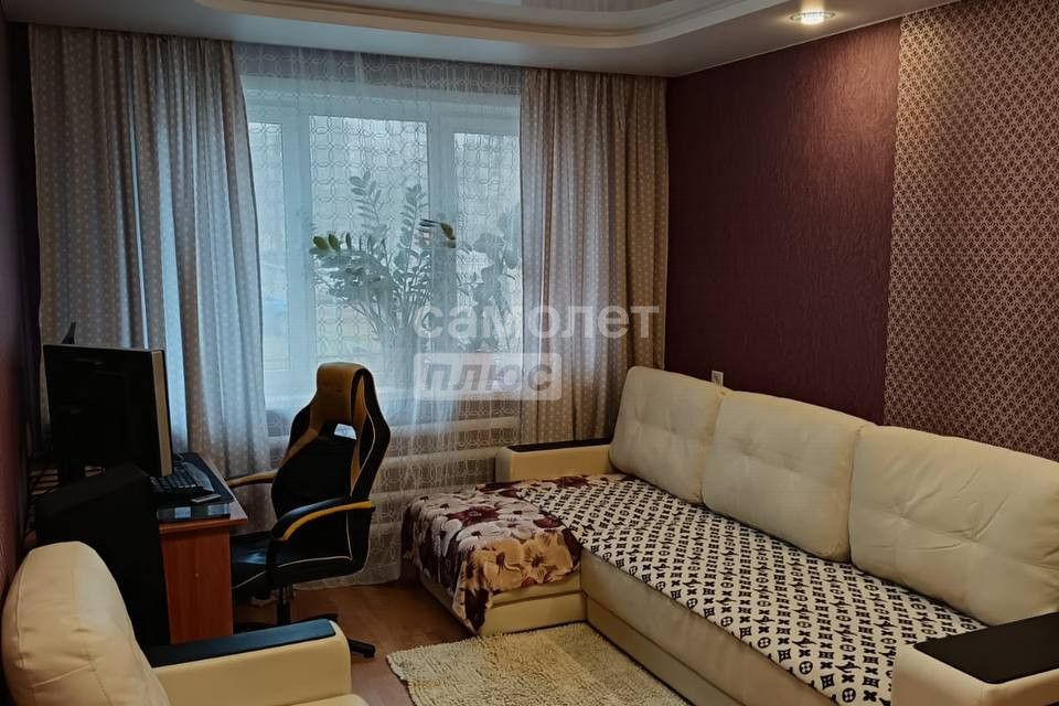 Продаётся 3-комнатная квартира, 61.3 м²
