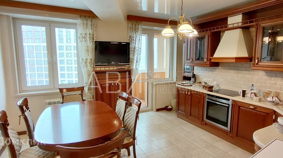 Продаётся 2-комнатная квартира, 85.36 м²