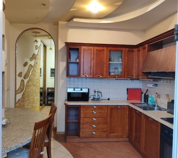 Продаётся 3-комнатная квартира, 98.7 м²