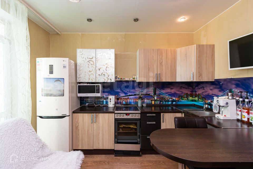 Продаётся 1-комнатная квартира, 42.9 м²