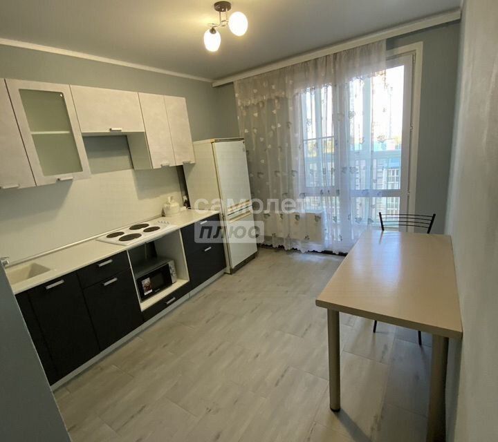 Продаётся 1-комнатная квартира, 40.8 м²