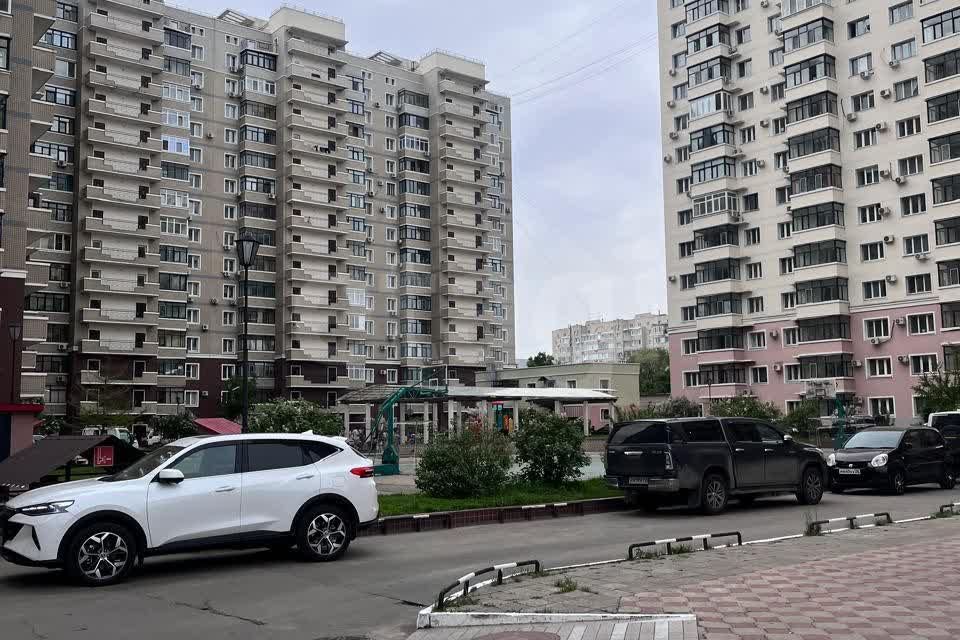 Продаётся 3-комнатная квартира, 98.6 м²