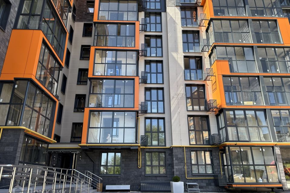 Продаётся 2-комнатная квартира, 82.06 м²