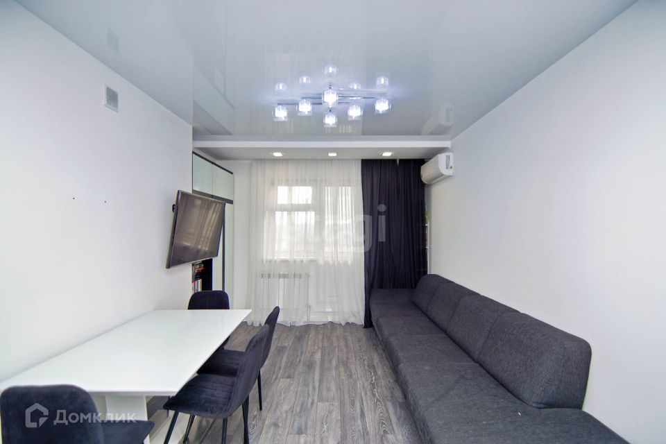 Продаётся 3-комнатная квартира, 102.9 м²