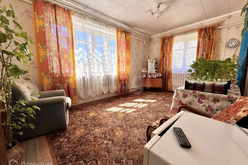 Продаётся 3-комнатная квартира, 40.8 м²