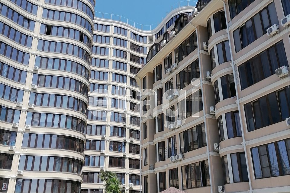 Продаётся 1-комнатная квартира, 42 м²