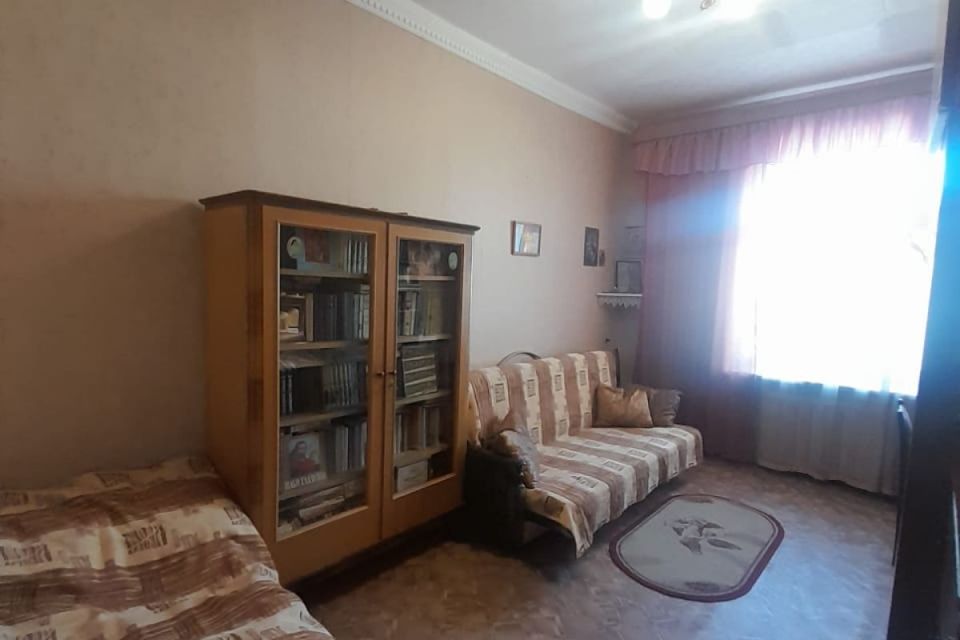 Продаётся 2-комнатная квартира, 59.8 м²