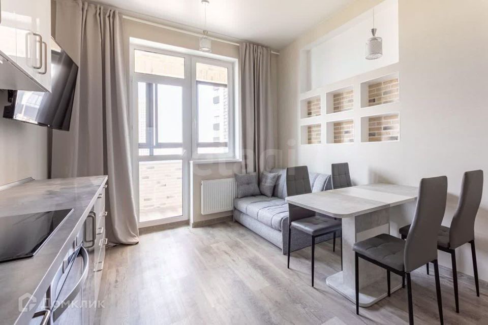 Продаётся 2-комнатная квартира, 65 м²