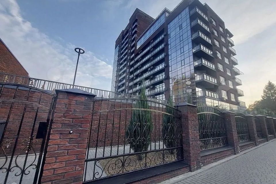 Продаётся 2-комнатная квартира, 83 м²