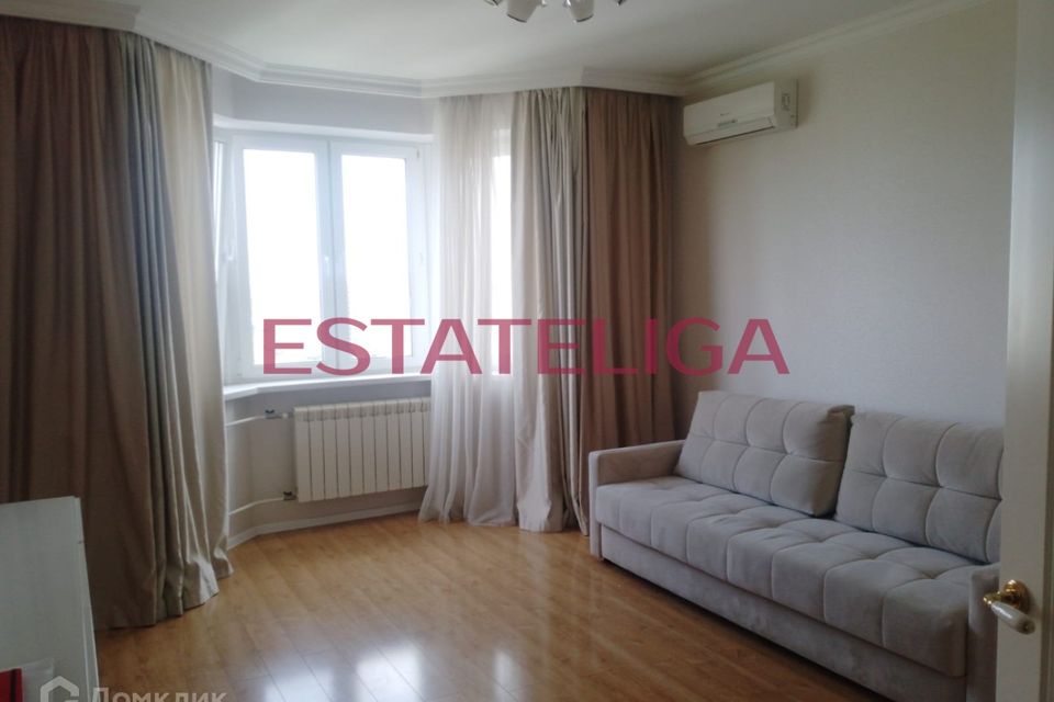 Продаётся 1-комнатная квартира, 37.1 м²