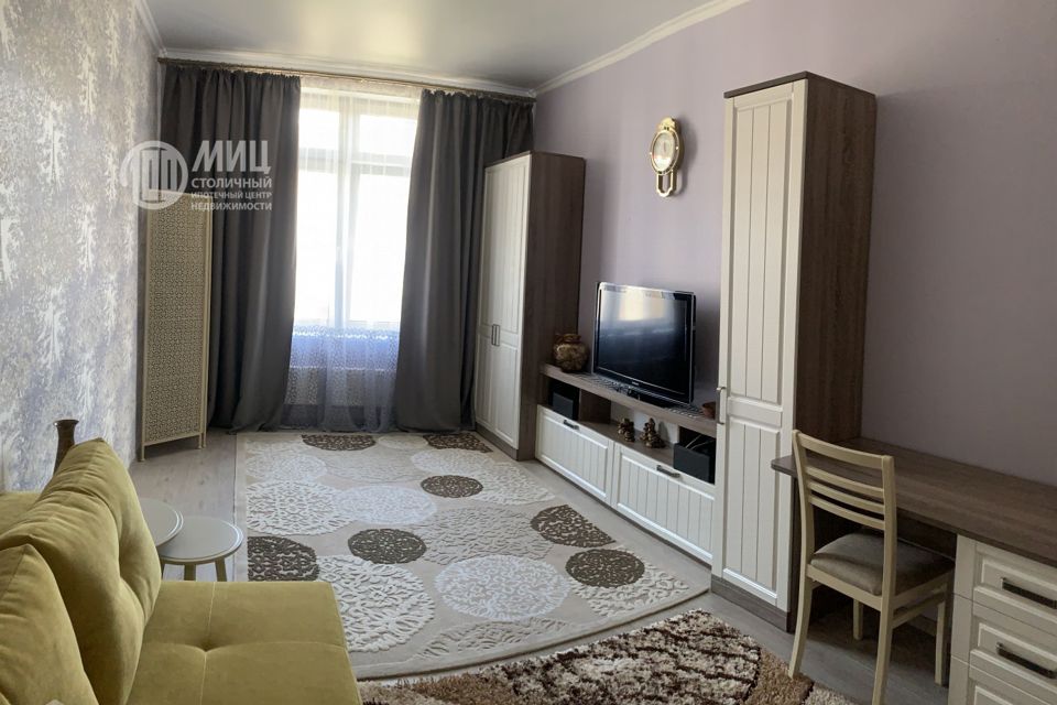 Продаётся 1-комнатная квартира, 42.4 м²