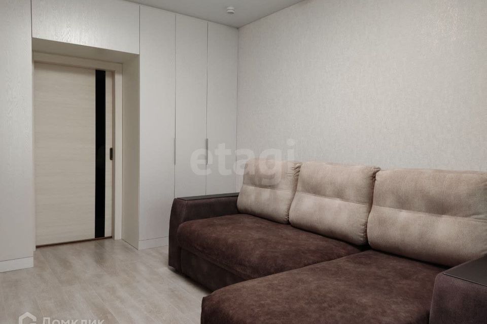 Продаётся 1-комнатная квартира, 38.2 м²