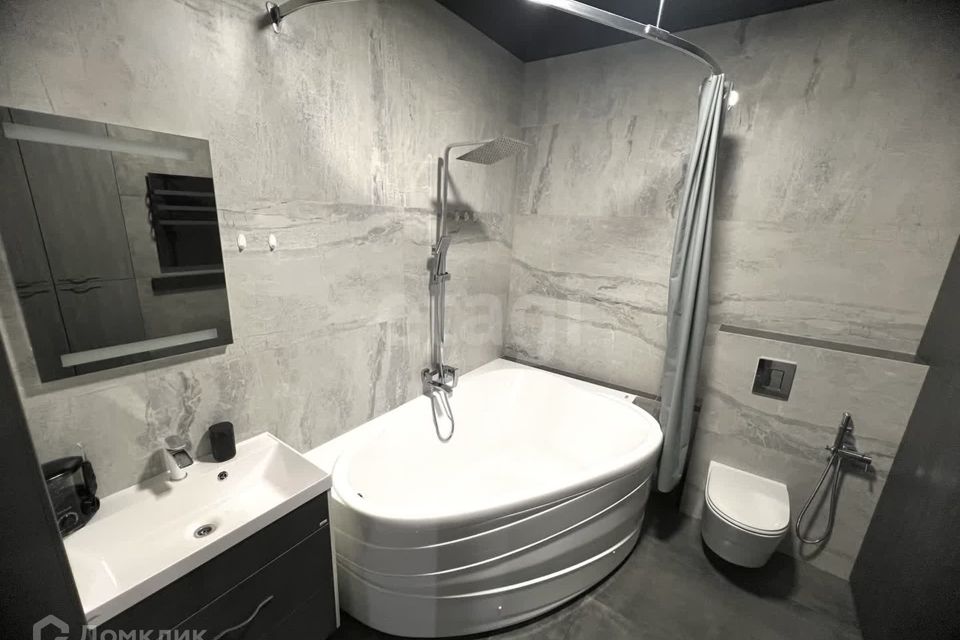 Продаётся 2-комнатная квартира, 58.3 м²