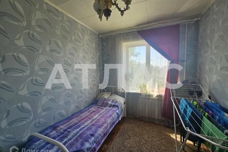 Продаётся 3-комнатная квартира, 52.4 м²