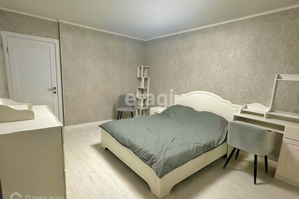 Продаётся 3-комнатная квартира, 89.9 м²