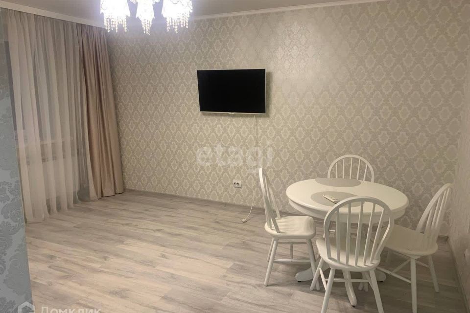 Продаётся 3-комнатная квартира, 63.6 м²