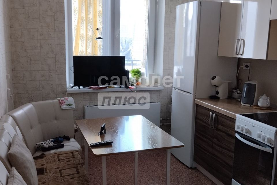 Продаётся 3-комнатная квартира, 70.8 м²