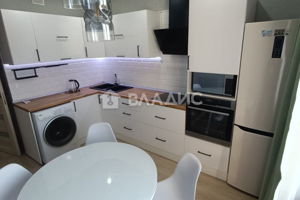 Продаётся 1-комнатная квартира, 38.2 м²