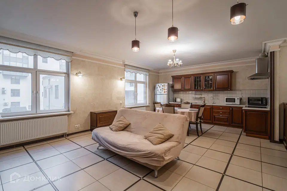 Продаётся 2-комнатная квартира, 79 м²
