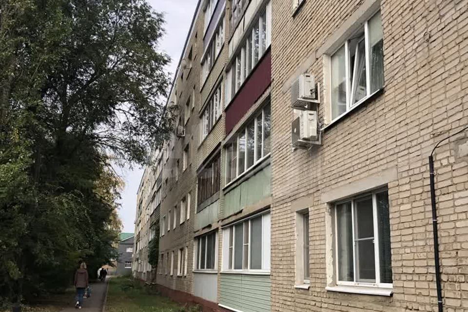 Продаётся 4-комнатная квартира, 76.6 м²