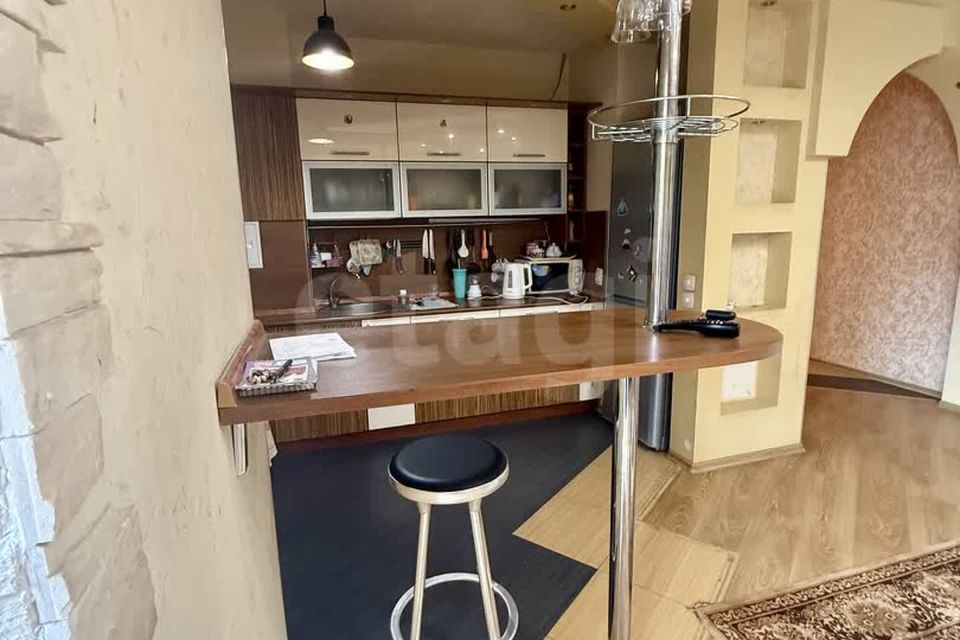 Продаётся 2-комнатная квартира, 68.7 м²