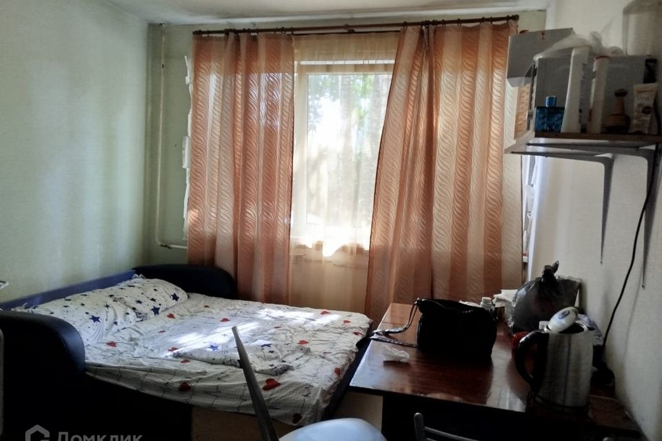 Продаётся комната в 3-комн. квартире, 13 м²