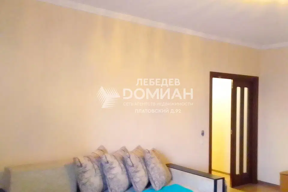 Продаётся 2-комнатная квартира, 72.4 м²