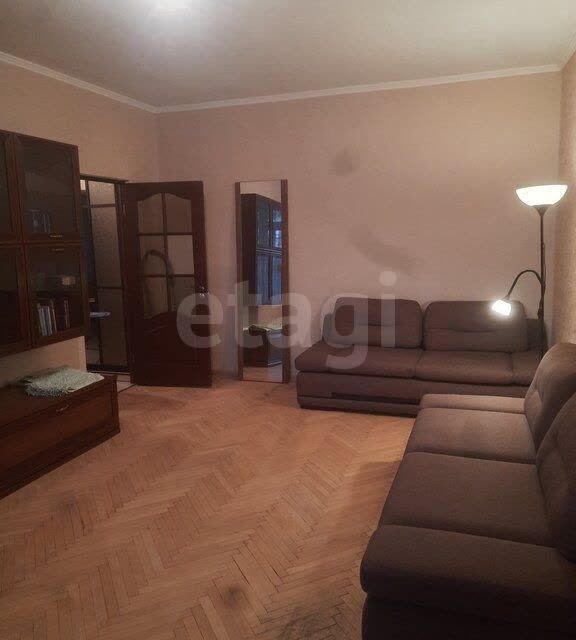 Продаётся 2-комнатная квартира, 56 м²