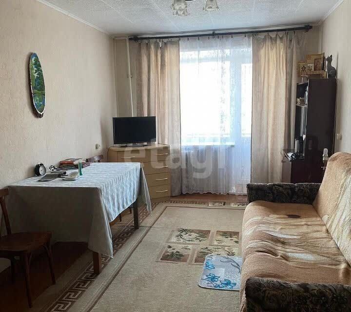 Продаётся 3-комнатная квартира, 56.6 м²