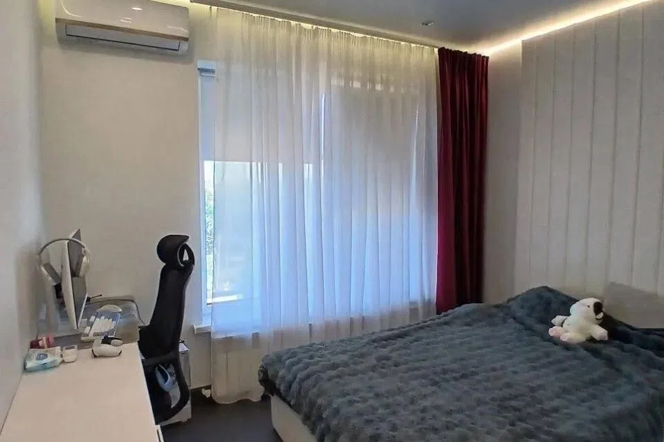 Продаётся 1-комнатная квартира, 41.7 м²