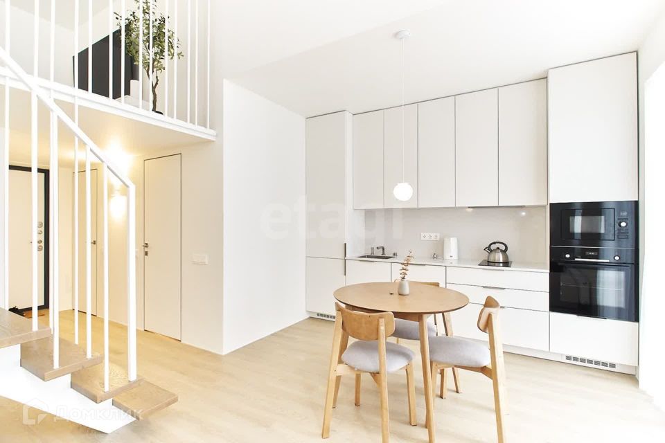 Сдаётся 2-комнатная квартира, 78 м²