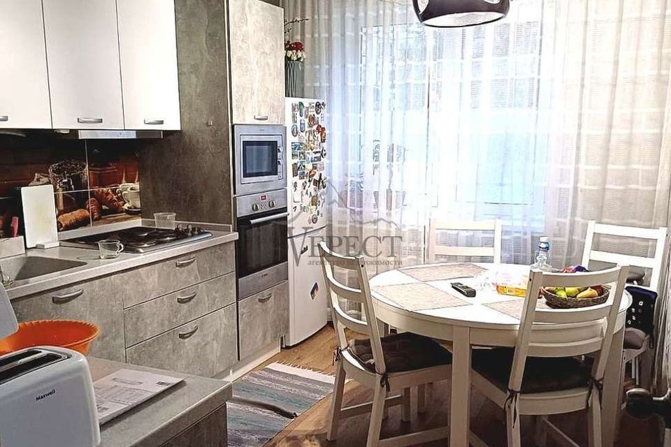 Продаётся 3-комнатная квартира, 63 м²