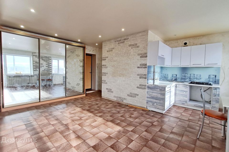 Продаётся 3-комнатная квартира, 42 м²