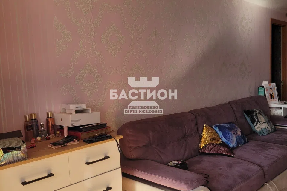 Продаётся 3-комнатная квартира, 60.9 м²