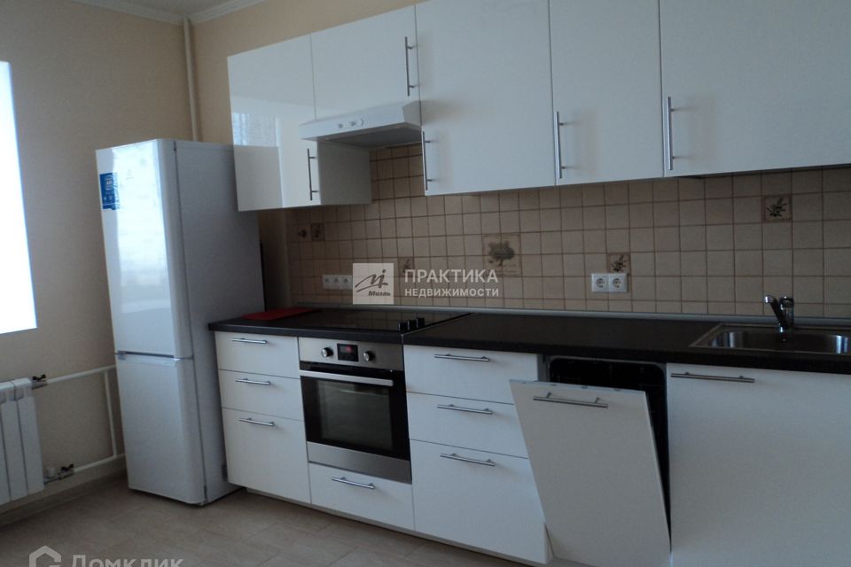 Сдаётся 1-комнатная квартира, 46 м²