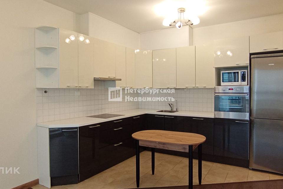 Продаётся 1-комнатная квартира, 50 м²