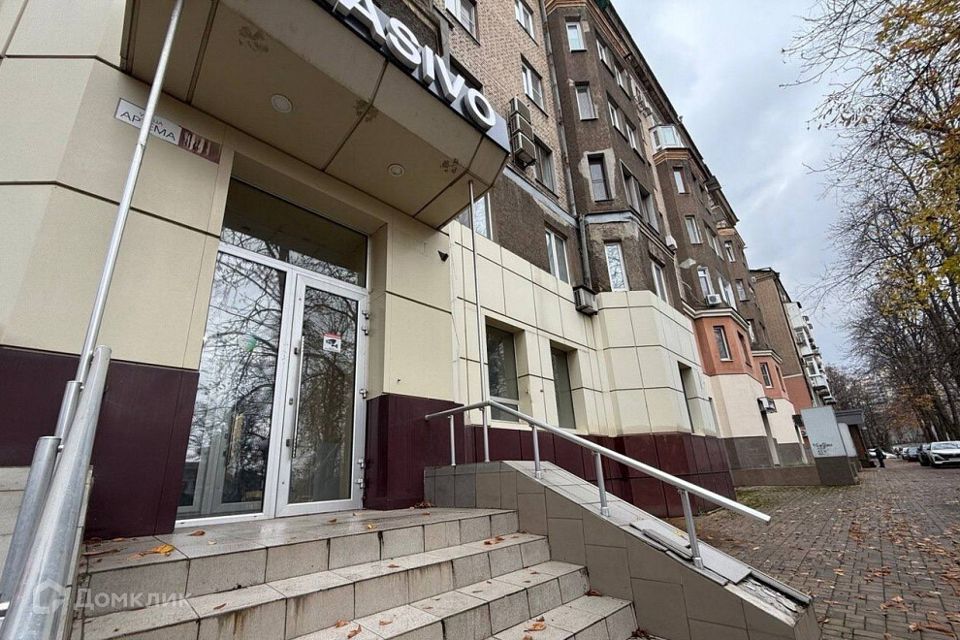 Продаётся торговое помещение, 270 м²