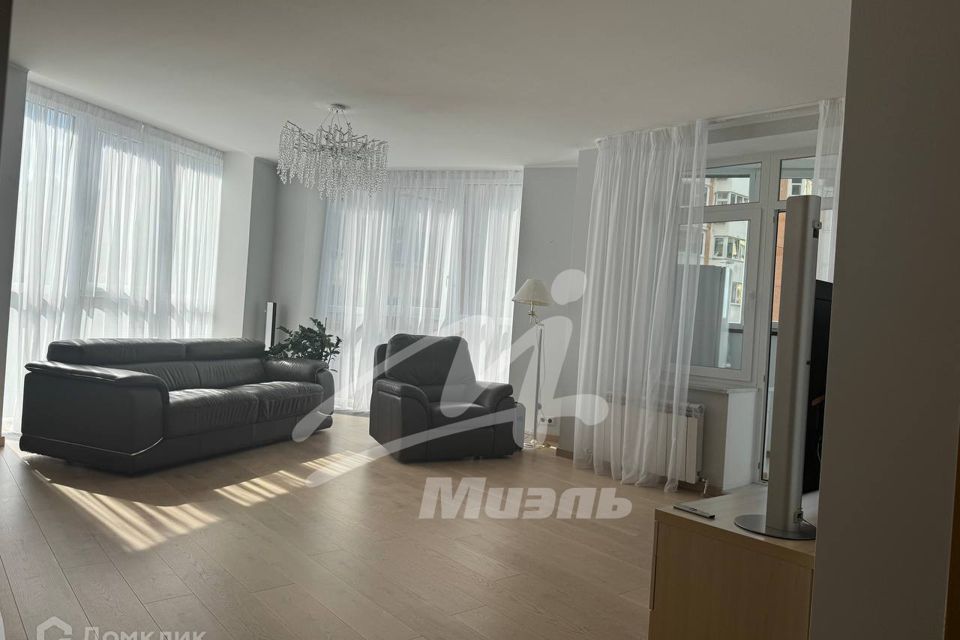 Сдаётся 3-комнатная квартира, 110 м²