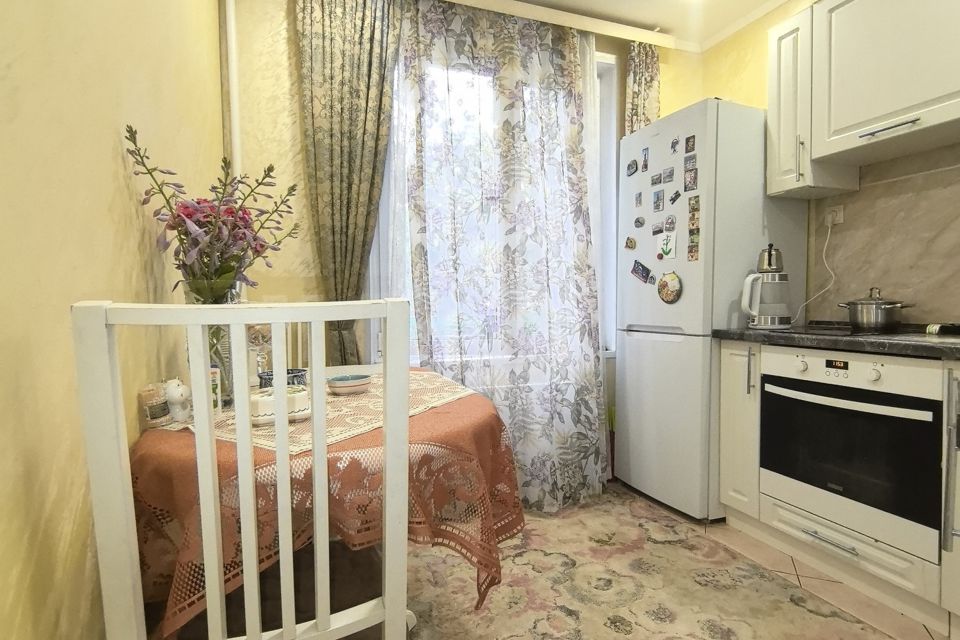 Продаётся 3-комнатная квартира, 49.1 м²