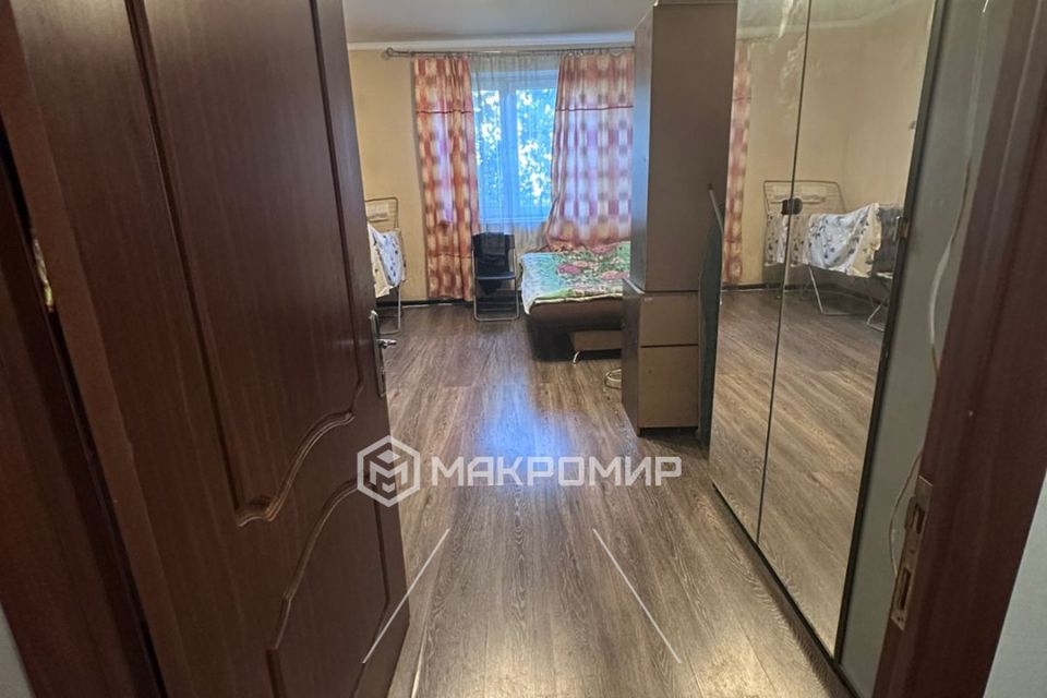 Продаётся комната в 3-комн. квартире, 18 м²