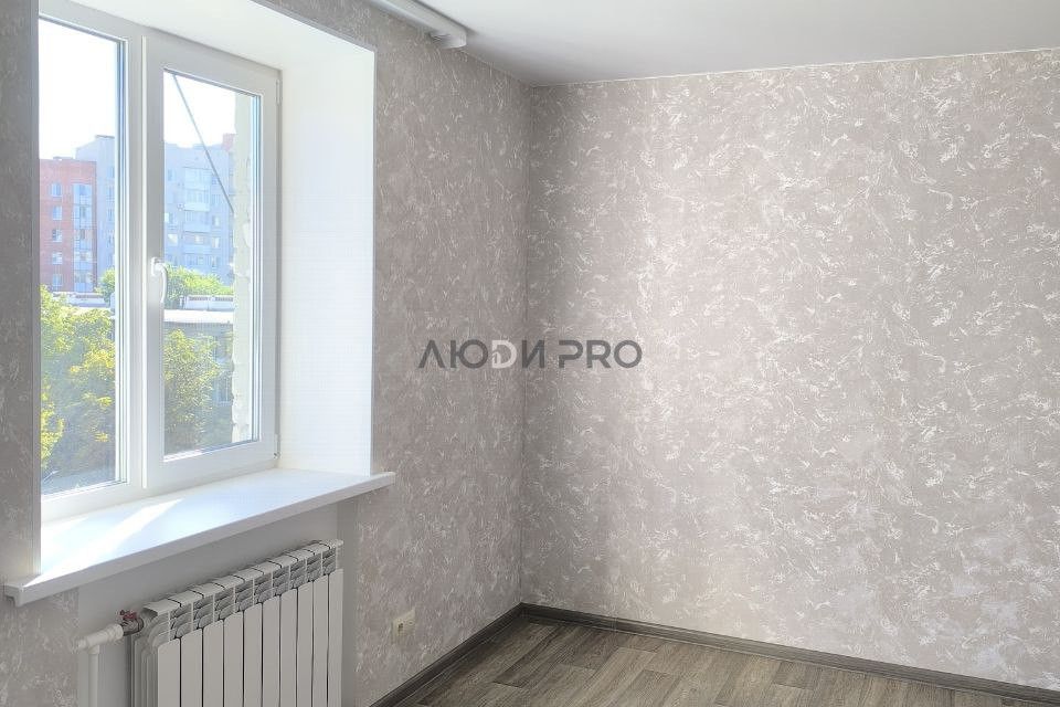 Продаётся 1-комнатная квартира, 33 м²