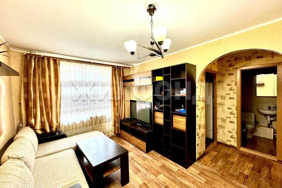 Продаётся 1-комнатная квартира, 35.6 м²