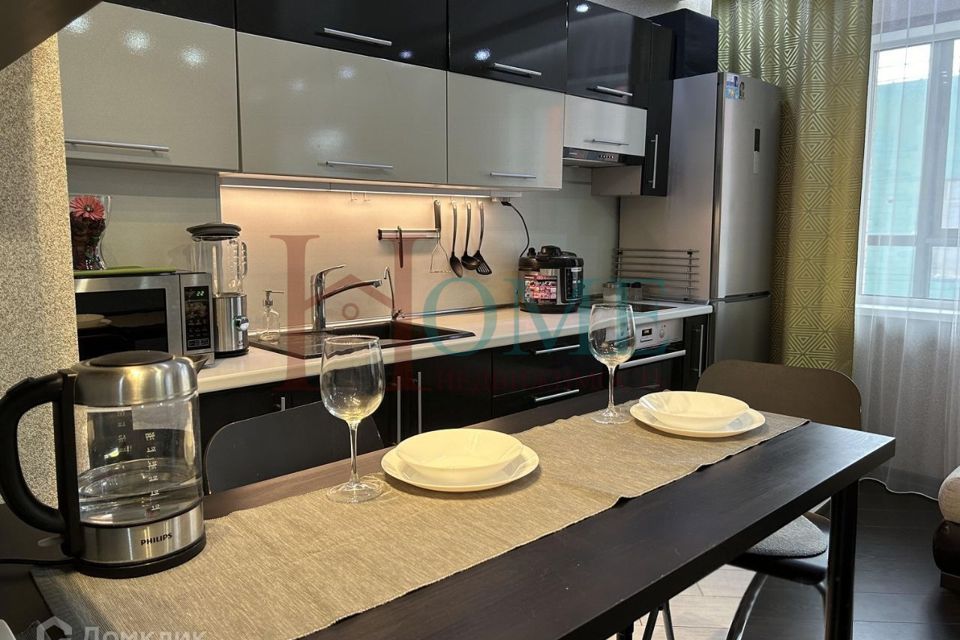 Сдаётся 1-комнатная квартира, 40 м²